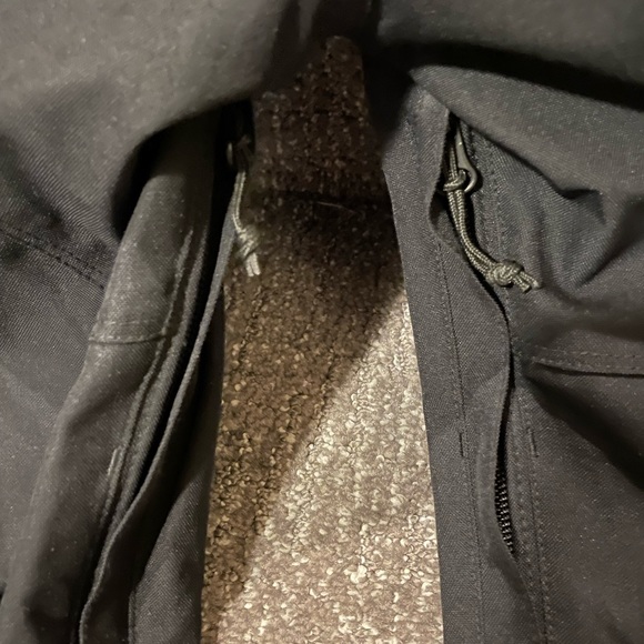 Volcom Women’s M Ski Pants - Picture 5 of 8